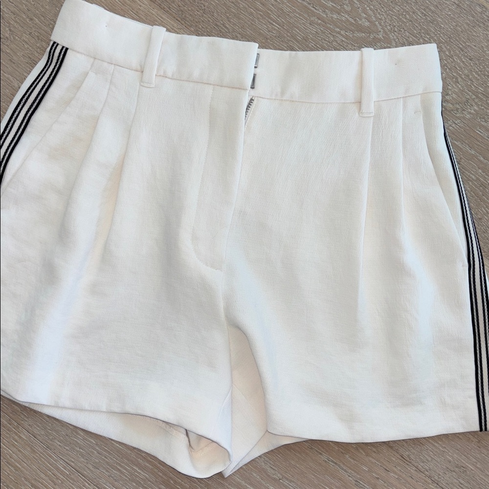 Aritzia High Waist Cream Women's Shorts with Black Trim